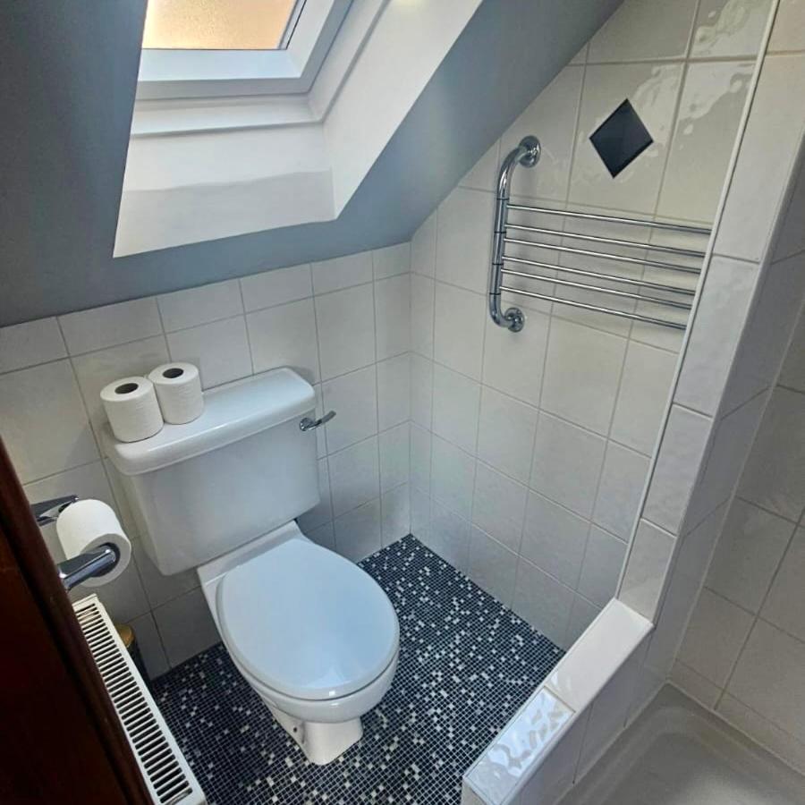Cosy Cottage With Free Parking Close To Airport エディンバラ エクステリア 写真